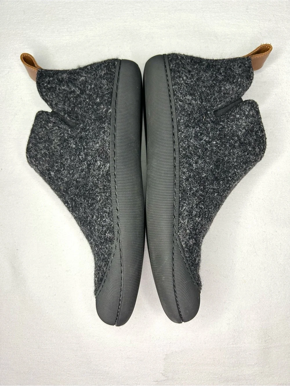 Huckberry Greys Wool Outdoor Slipper Boot Mens 6 Gray Charcoal Wool Rubber Sole